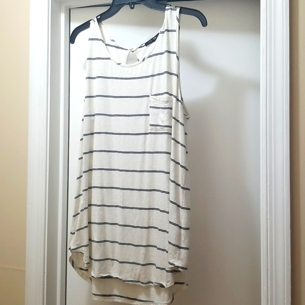 Papermoon tunic top. Super soft.